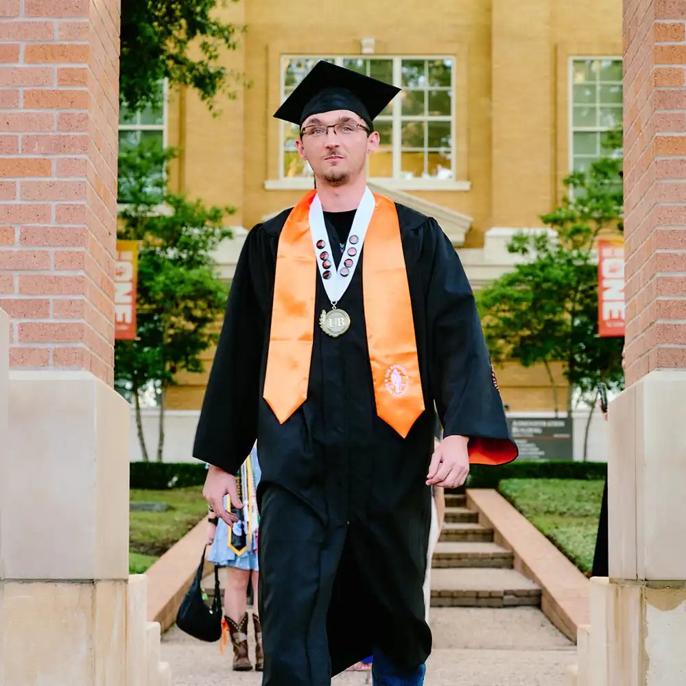 https://www.shsu.edu/campus-life/clubs-orgs/leadership-service-programs